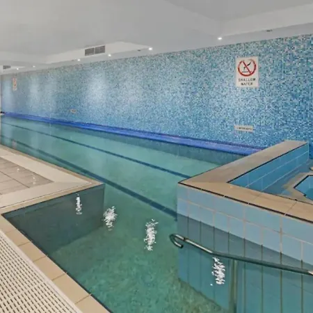 Central 1-Bed With Parking, Pool, Sauna & Gym Sydney Exterior photo
