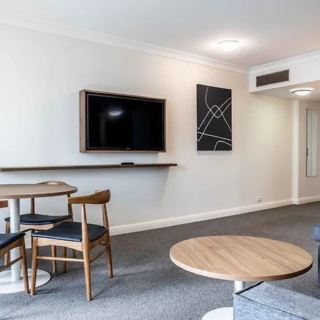 Central 1-Bed With Parking, Pool, Sauna & Gym Sydney Exterior photo
